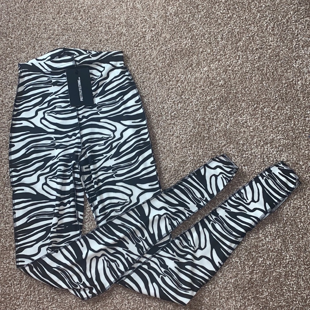 Zebra Pants. - Picture 5 of 7